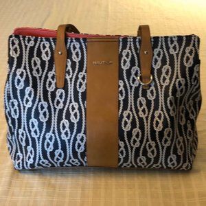 Nautica purse-NWOT Rope pattern, navy and white.